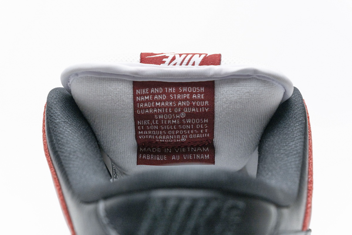    Pkgod Nike SB Dunk Low Pro Chicago
