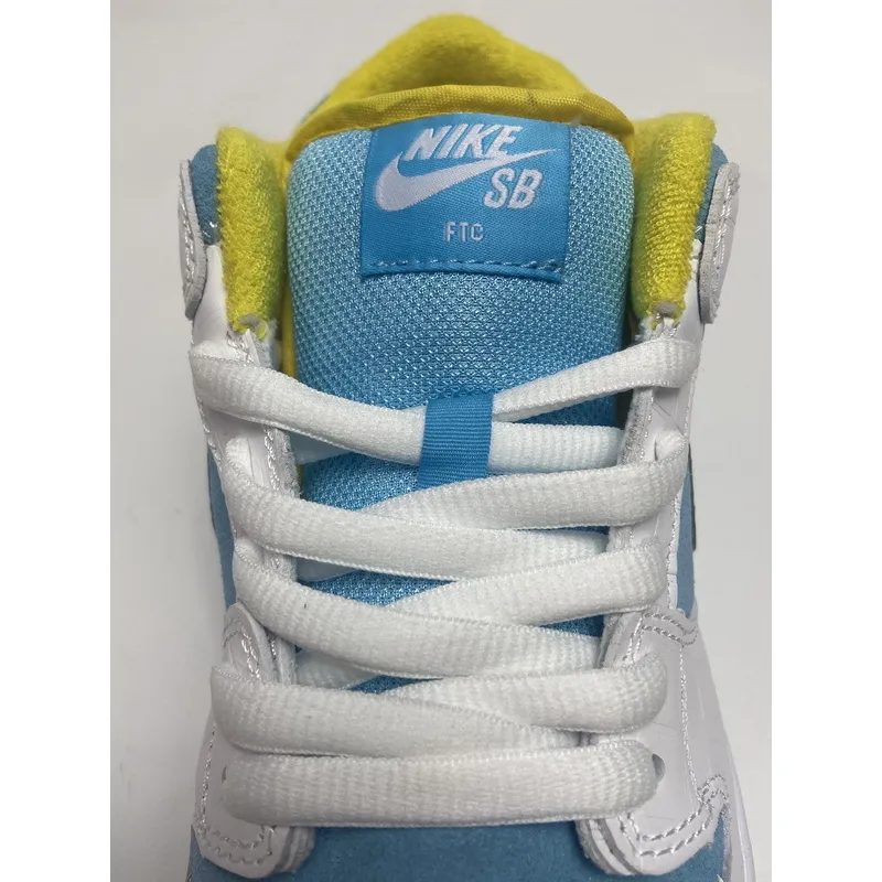Pkgod Nike SB Dunk Low Pro FTC Lagoon Pulse