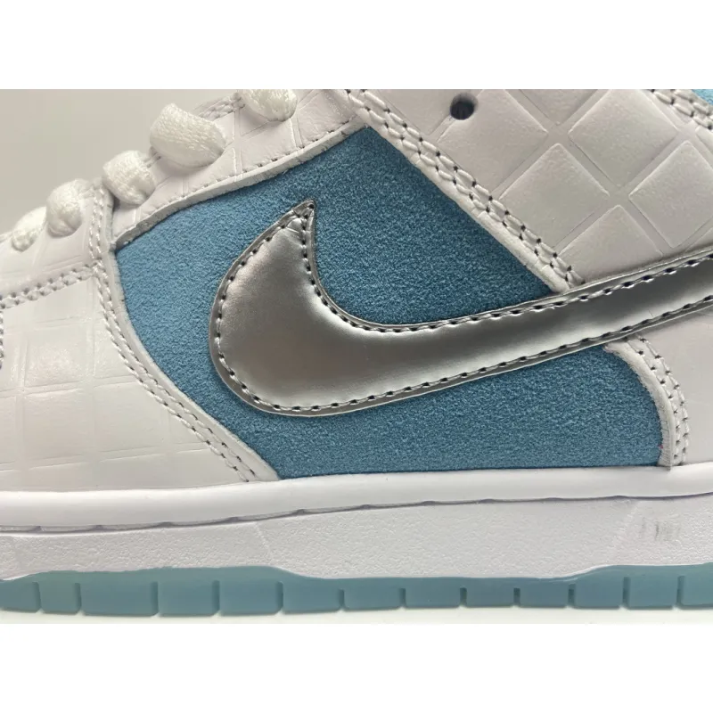 Pkgod Nike SB Dunk Low Pro FTC Lagoon Pulse
