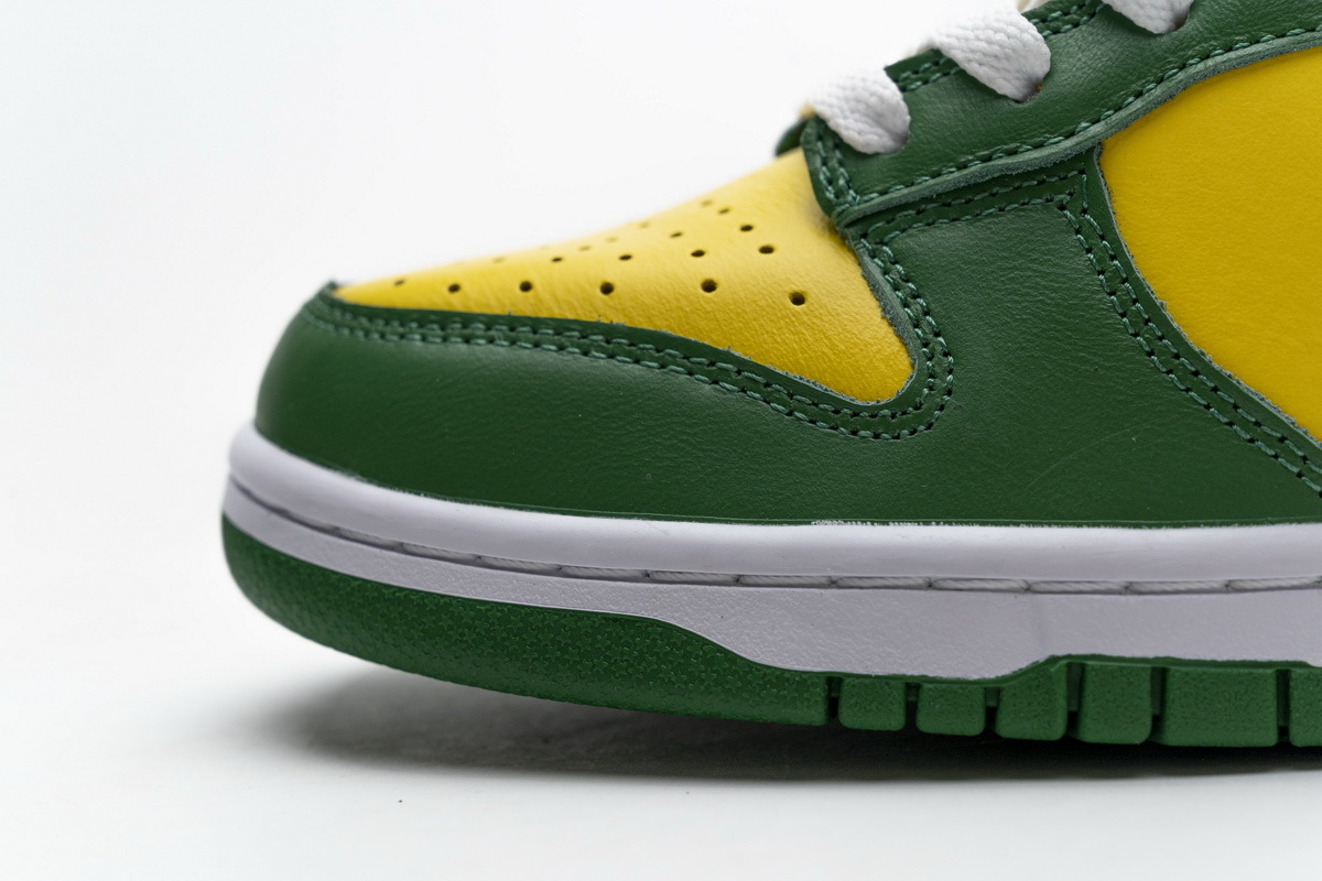     Nike SB Dunk Low SP Brazil
