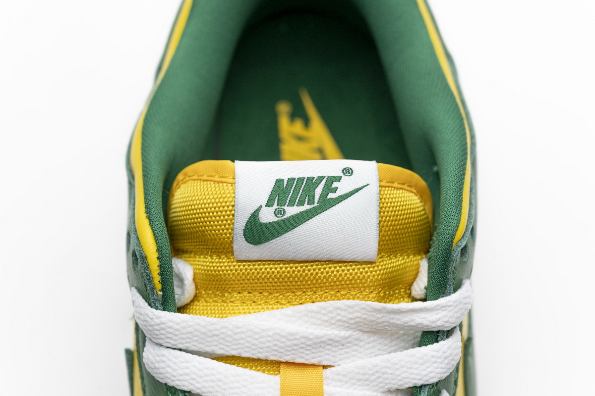    Nike SB Dunk Low SP Brazil