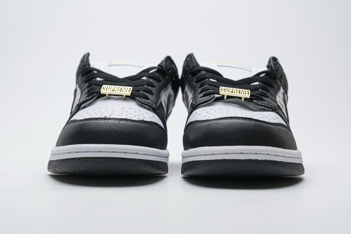    Pkgod Nike SB Dunk Low Supr Black Stars
