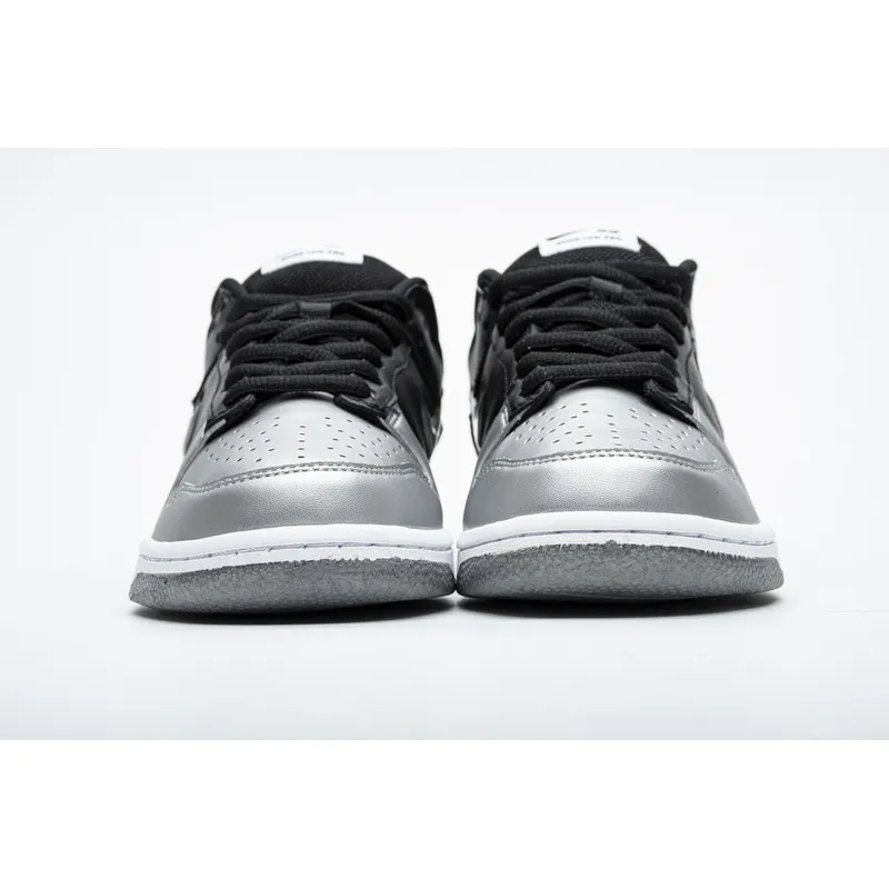 Pkgod Nike SB Dunk Low Supreme Metallic Silver