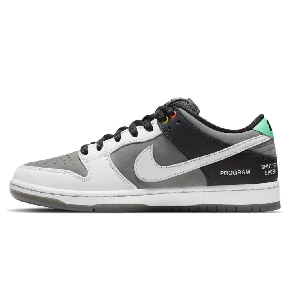 Pkgod Nike SB Dunk Low VX1000