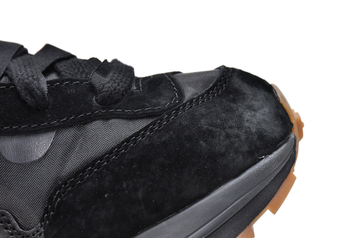    Pkgod Nike Vaporwaffle sacai Black Gum