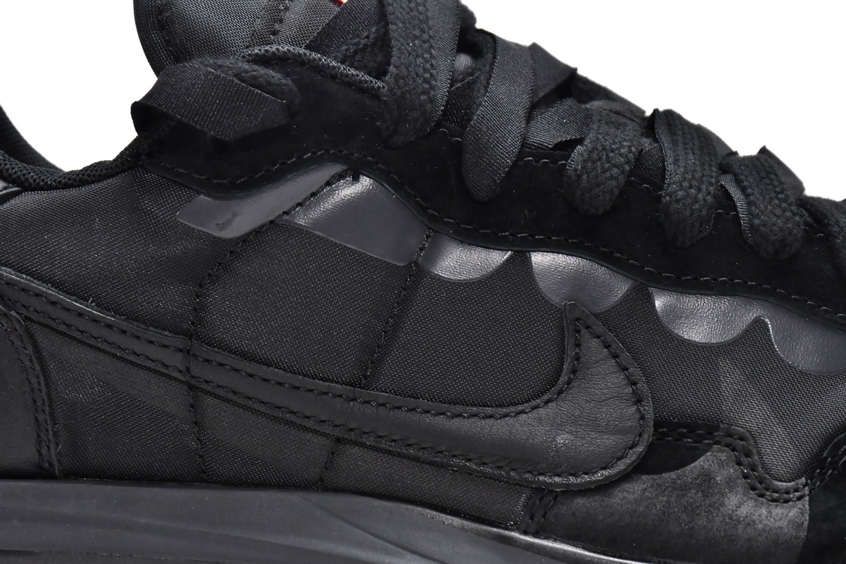    Pkgod Nike Vaporwaffle sacai Black Gum