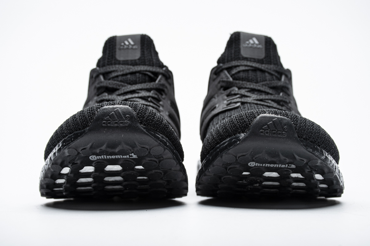     Ultra Boost 4.0 “Black