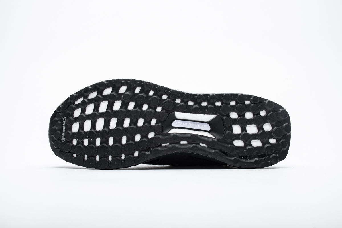     Ultra Boost 4.0 “Black