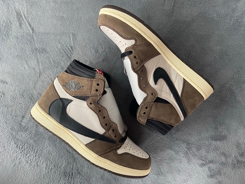 XP Factory Sneakers & Air Jordan 1 High Travis Scott CD4487-100