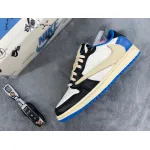 XP Factory Sneakers & Air Jordan 1 Low Fragment x Travis Scott DM7866-140