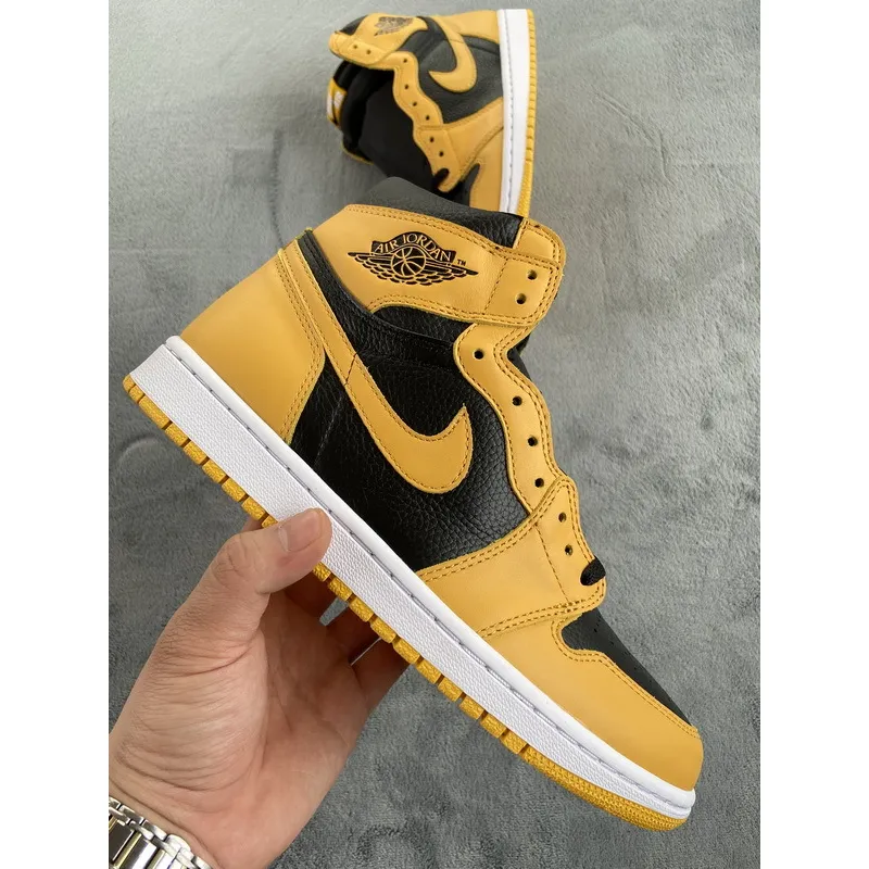 XP Factory Sneakers & Air Jordan 1 Retro High Pollen 555088-701