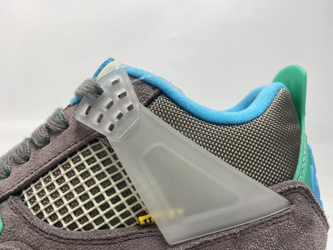 XP Factory Sneakers & Air Jordan 4 Retro SP 30th Anniversary Union Taupe Haze DJ5718-242