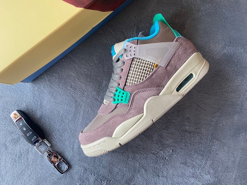 XP Factory Sneakers & Air Jordan 4 Retro SP 30th Anniversary Union Taupe Haze DJ5718-242
