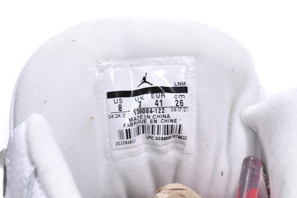 XP Factory Sneakers &Air Jordan 3 Neapolitan Dark Mocha CK9246-102