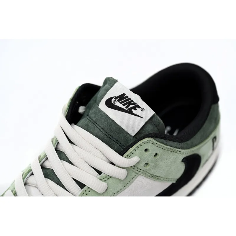 Pkgod Travis Scott x PlayStation x Nike Dunk Low ”PS5″