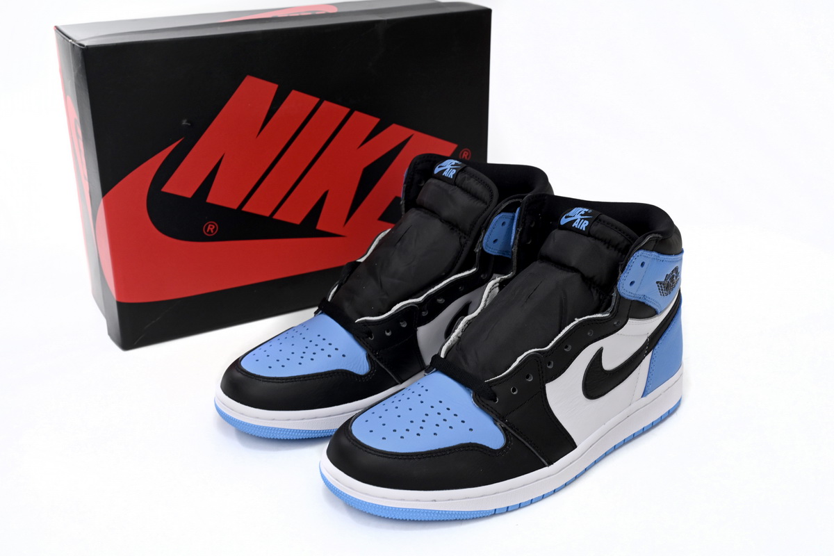     Air Jordan 1 High OG University Blue DZ5485-400