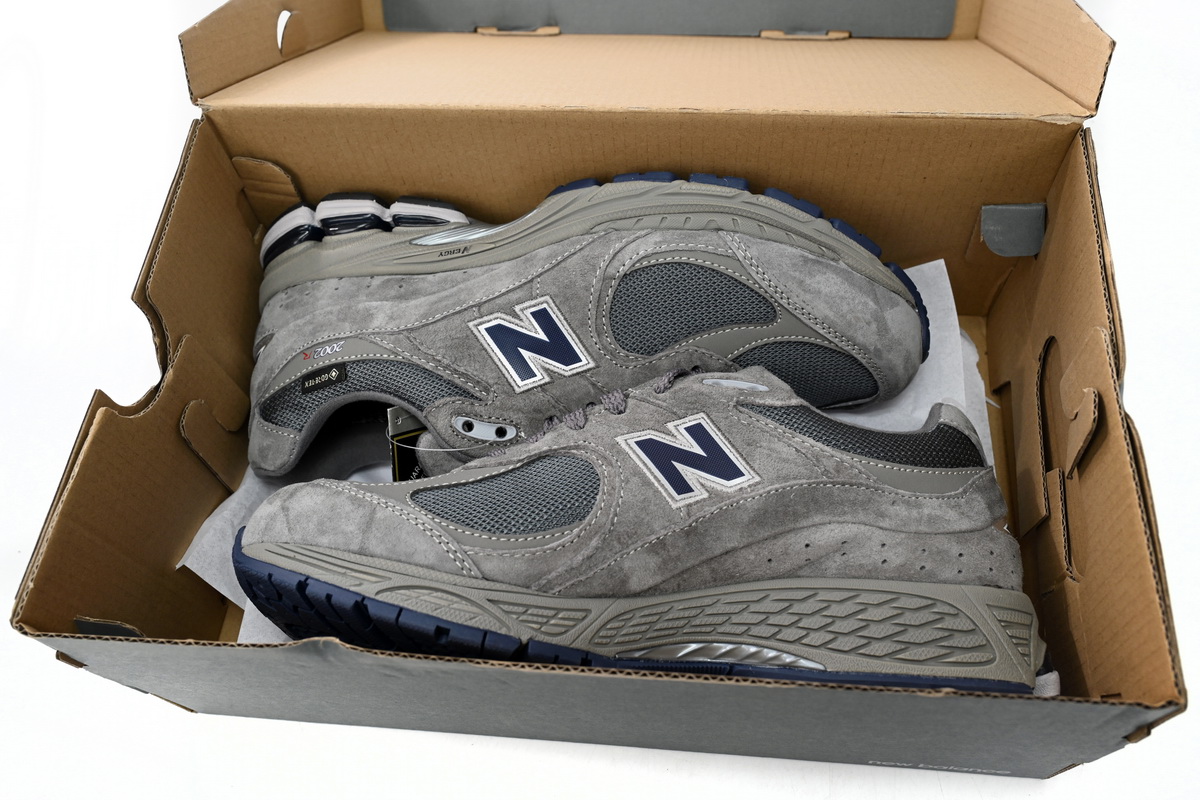 Pkgod New Balance 2002R Gore-Tex Castlerock