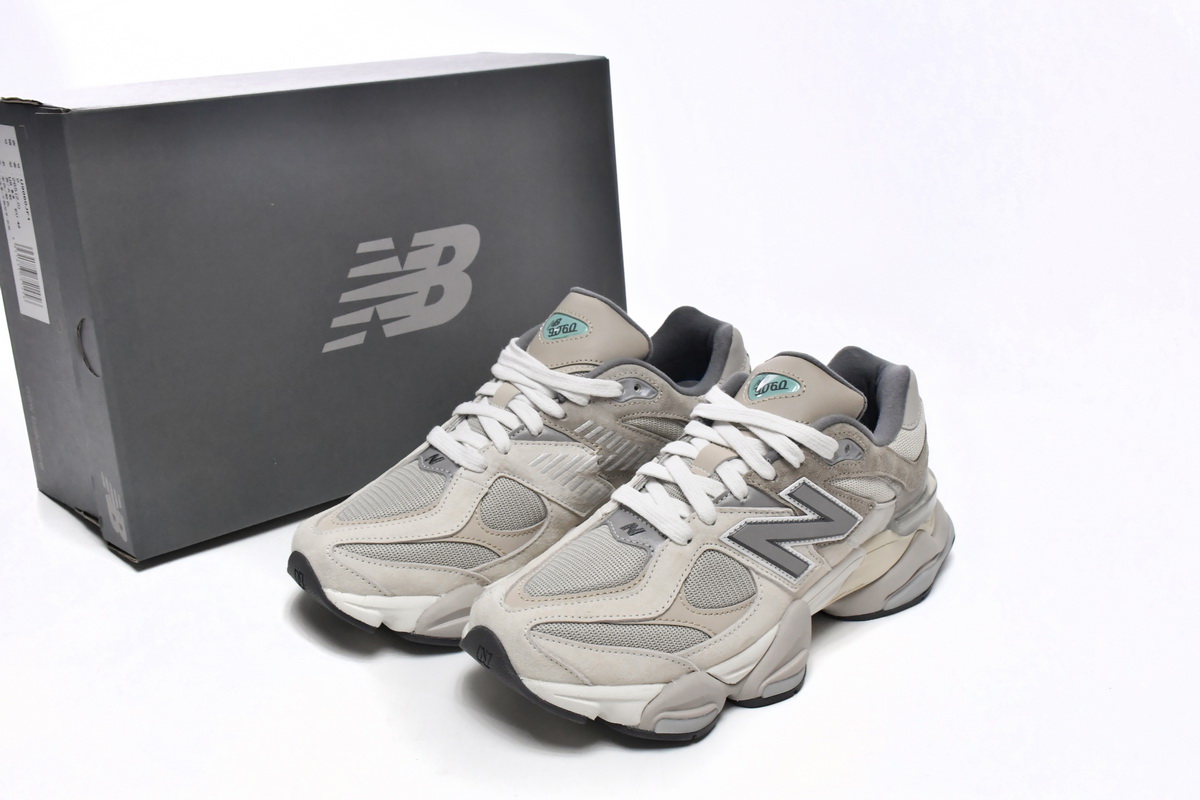     New Balance 9060 Sea Salt