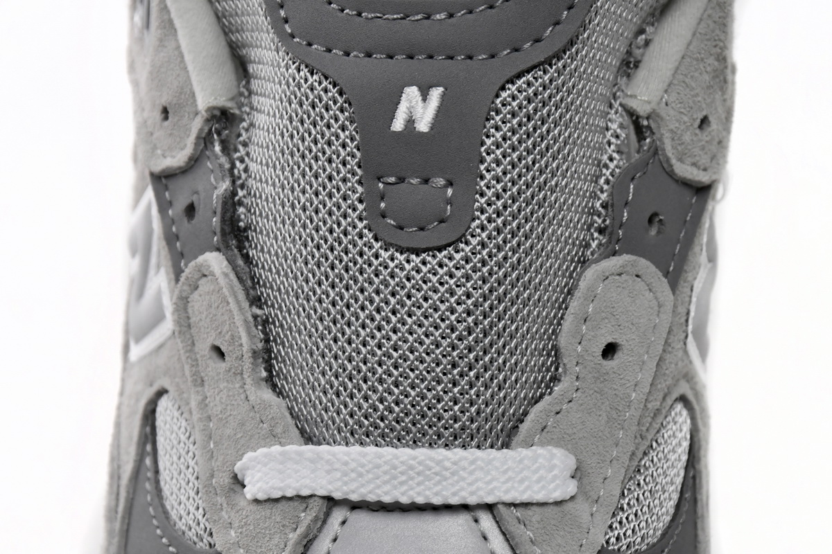 Pkgod New Balance 992 Grey