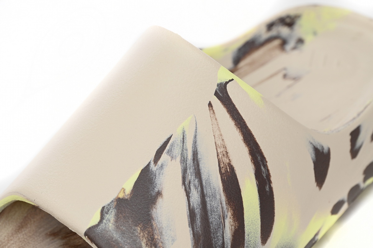 Pkgod adidas Yeezy Slide Enflame Oil Painting Ink Yellow