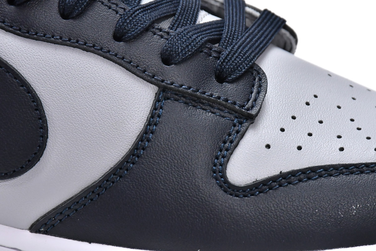      Nike Dunk Low Georgetown