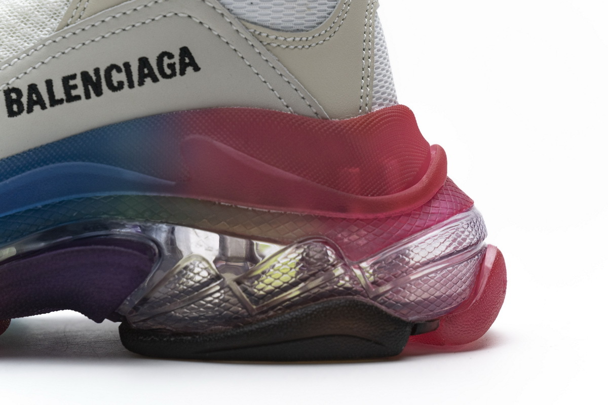       Balenciaga Triple S Rainbow
