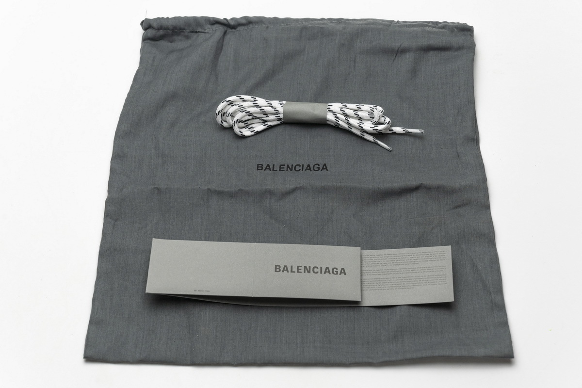      Balenciaga Triple S Black Green