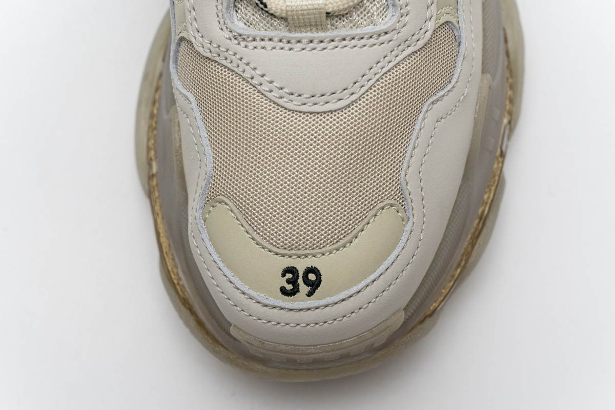      Balenciaga Triple S Champagne