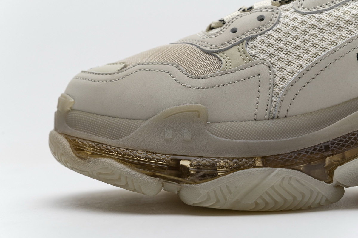      Balenciaga Triple S Champagne