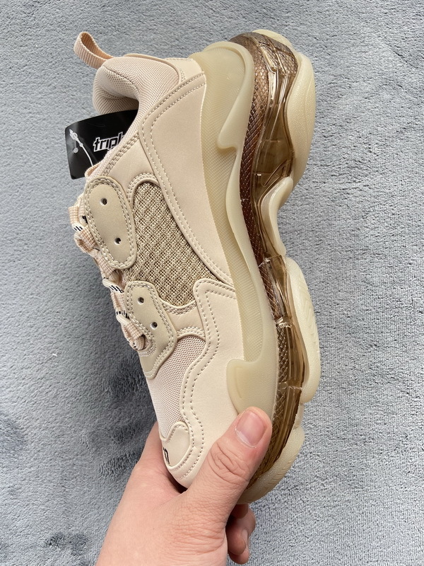      Balenciaga Triple S Nude