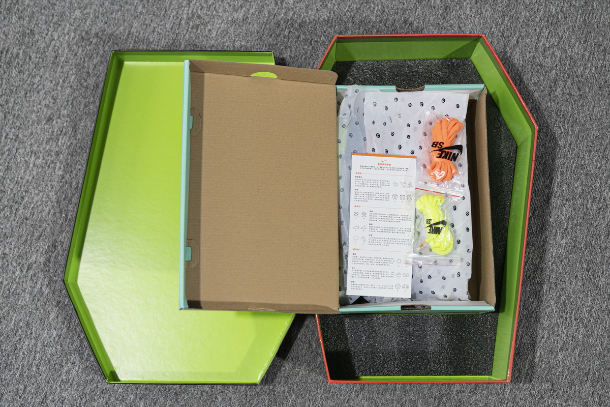 Pkgod Nike SB Dunk Low Night of Mischief Halloween​