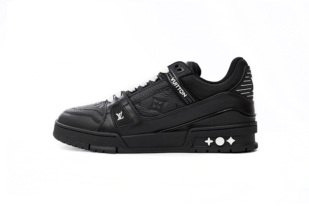 Louis Vuitton Trainer Black Embossed Monogram 1AARER