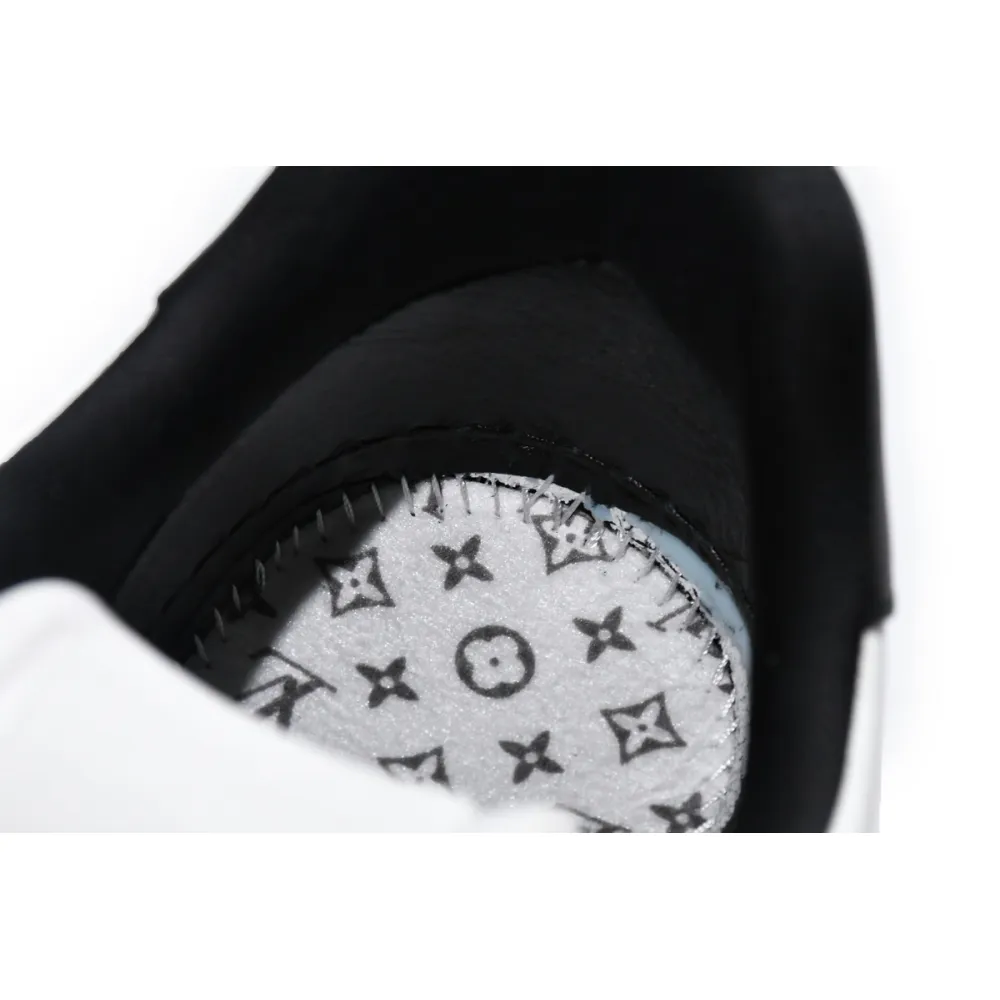 Louis Vuitton LV Trainer Black White