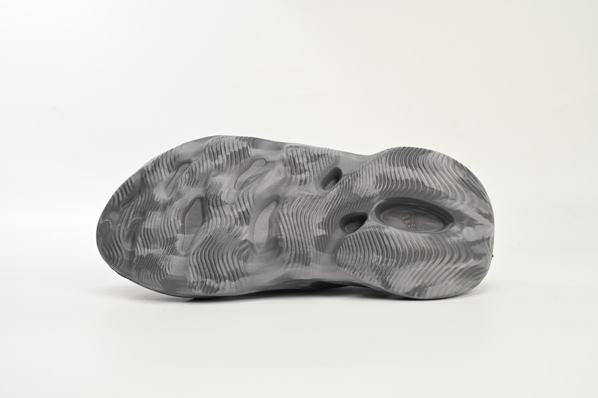Pkgod adidas Yeezy Foam Runner Grey Camouflage