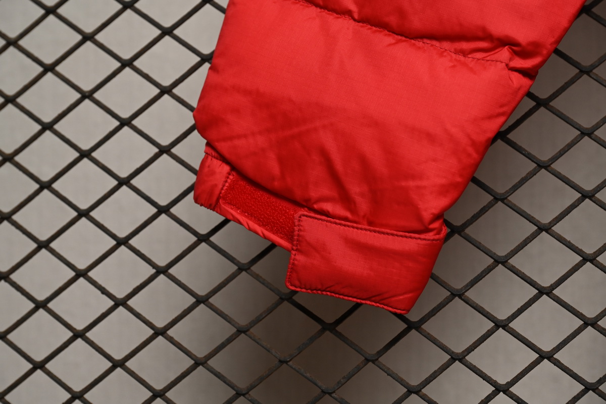  Top Quality The North Face Jacket  