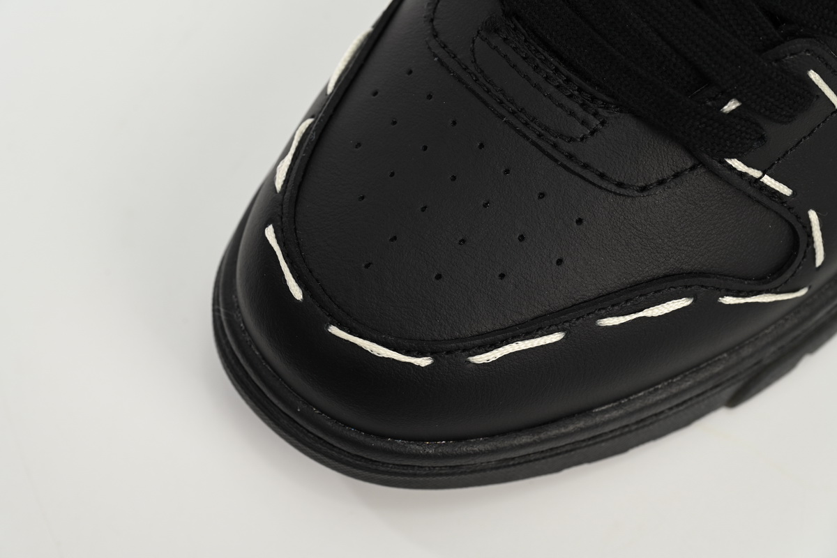 Pkgod OFF-WHITE Out Of Black White Line