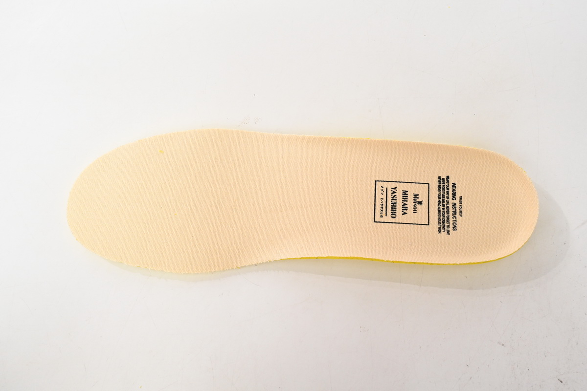 Pkgod NO.786 MIHARA YASUHIRO White And White Yellow Black Tail