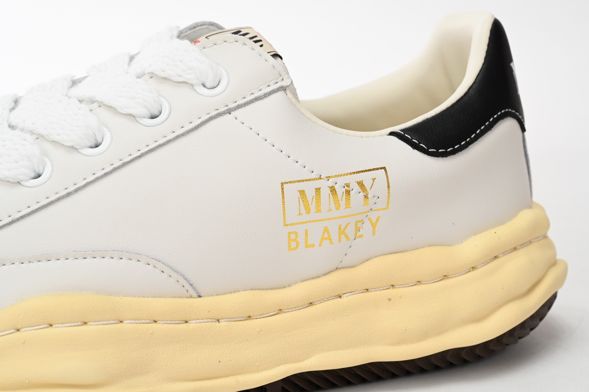 Pkgod NO.786 MIHARA YASUHIRO White And White Yellow Black Tail