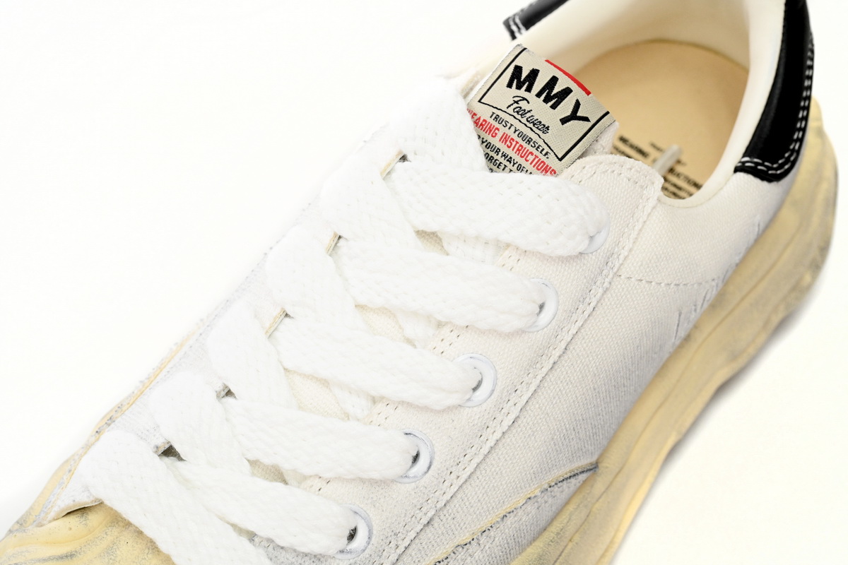 Pkgod NO.791 MIHARA YASUHIRO White And Black Tail