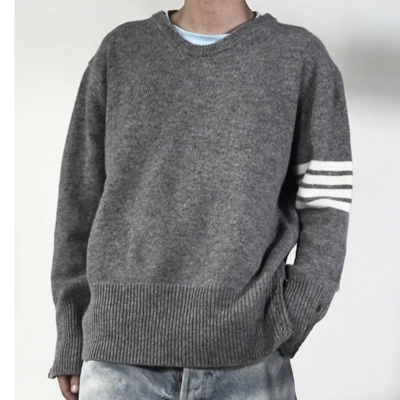     Thom Browne 4-Bar Stripe Shetland Wool Sweater MKA317A01085   01