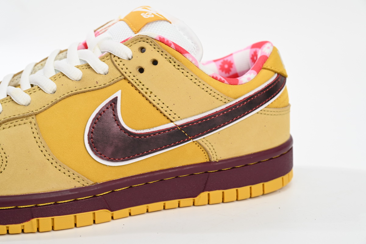   Pkgod Nike SB Dunk Low Yellow Lobster