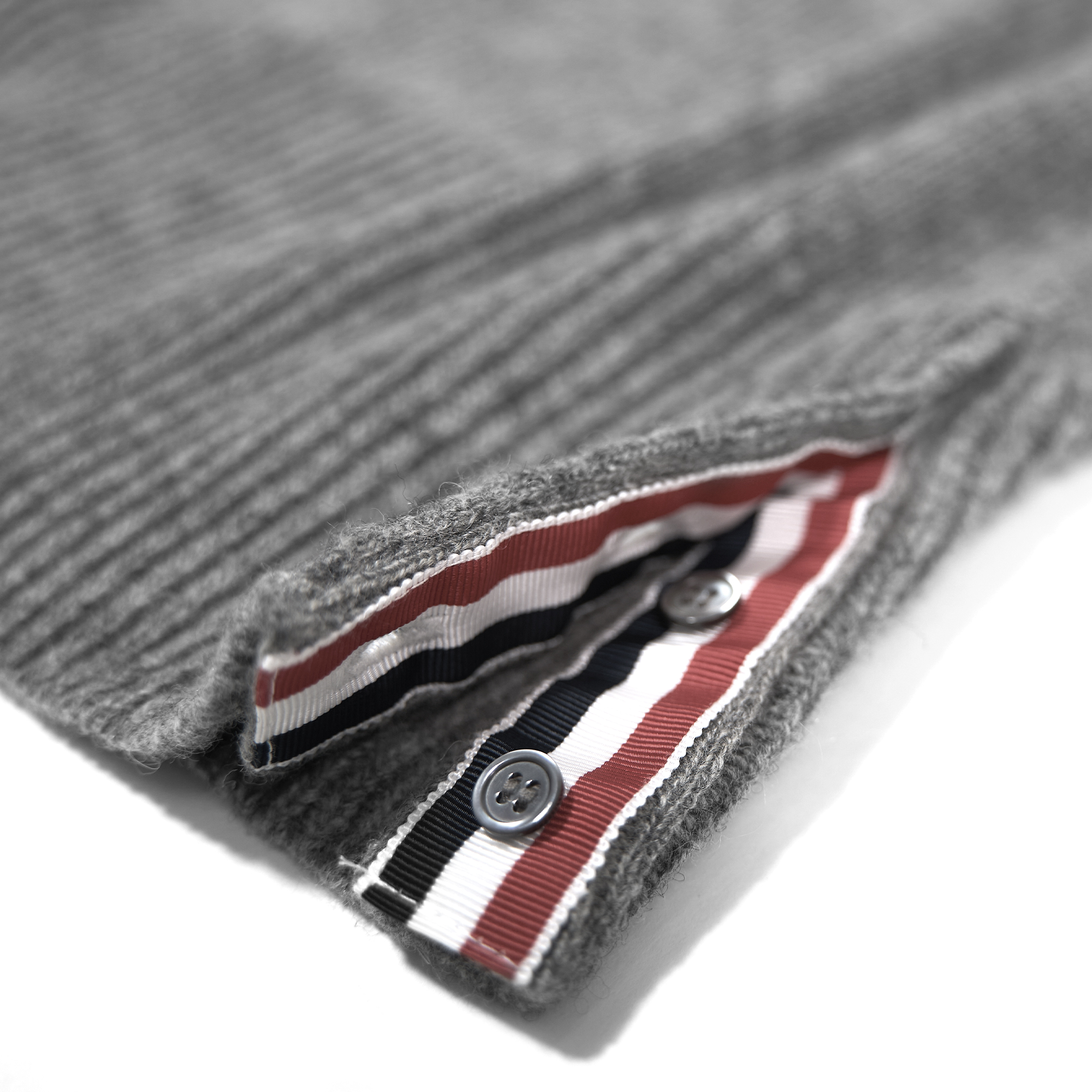     Thom Browne 4-Bar Stripe Shetland Wool Sweater MKA317A01085  