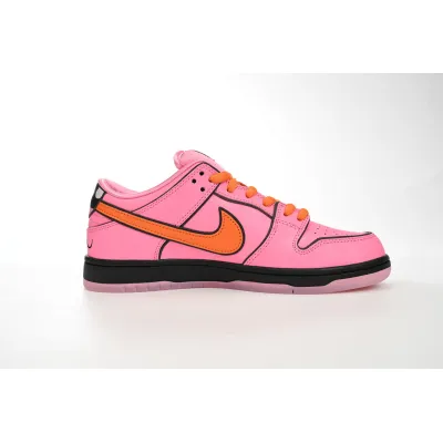 Pkgod The Powerpuff Girls x Nike SB Dunk Low “Blossom” 02