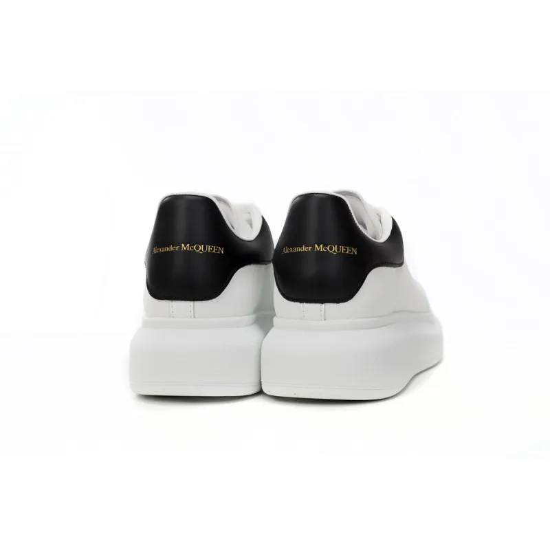 Alexander McQueen Sneaker Dlack Skin