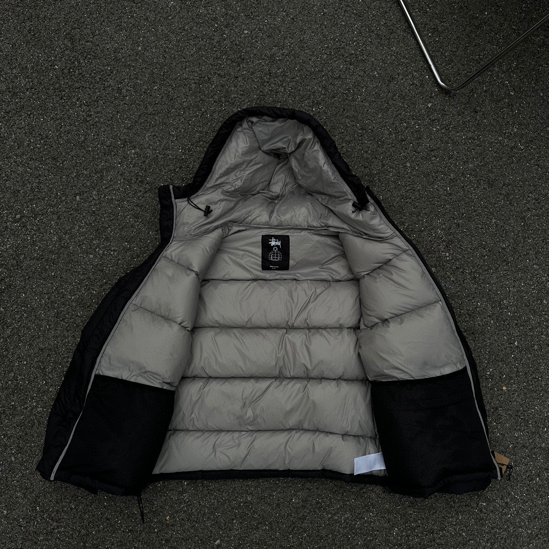 Top Quality     Stussy Down Jacket XB452 