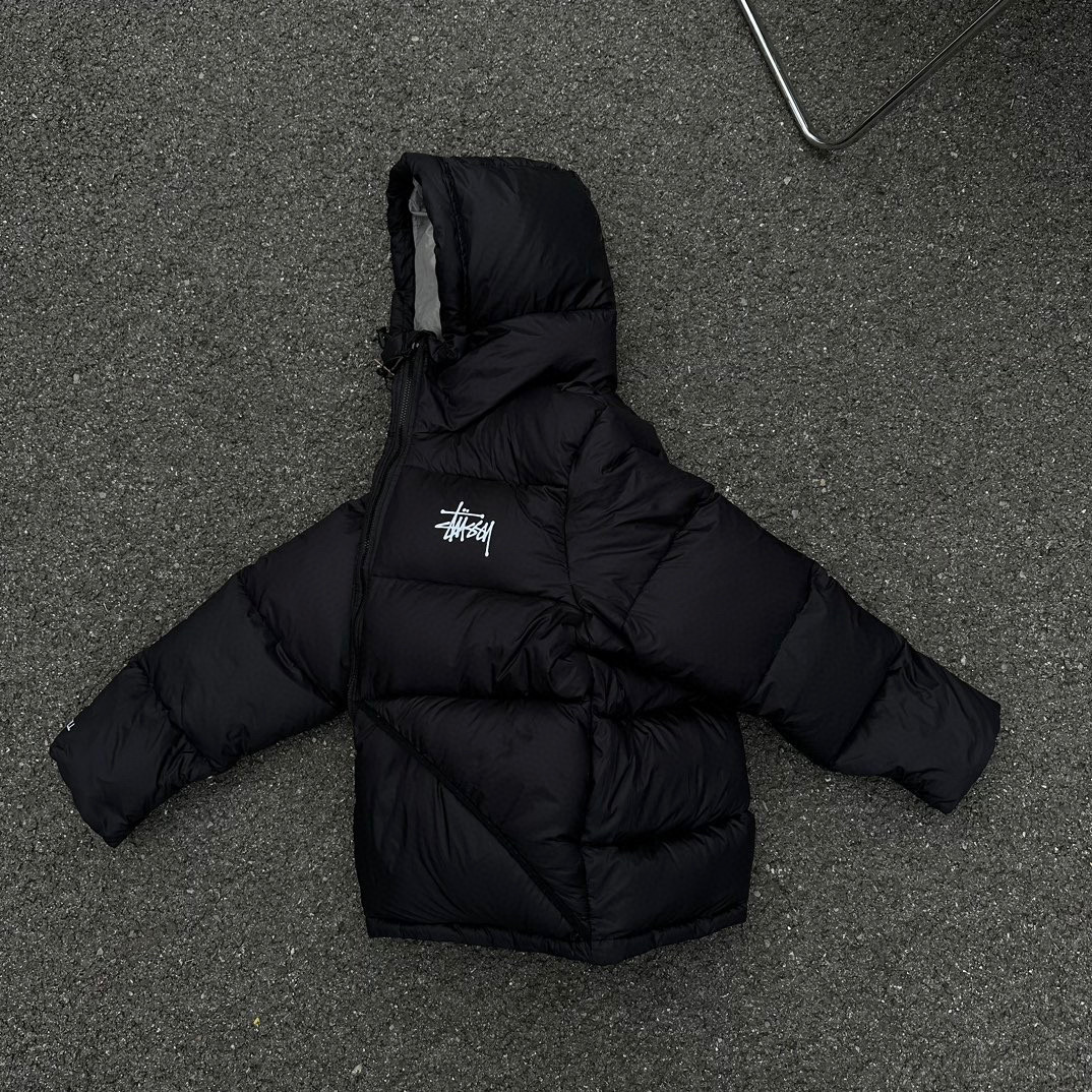 Top Quality     Stussy Down Jacket XB452 