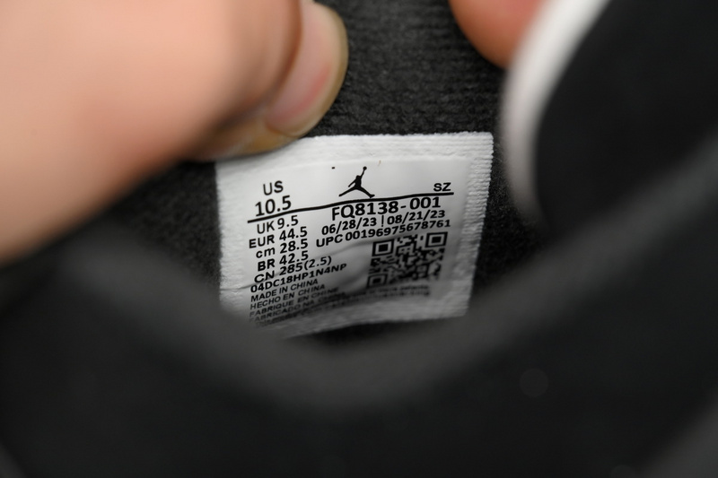 Pkgod  Air Jordan 4 Retro “White Thunder”  