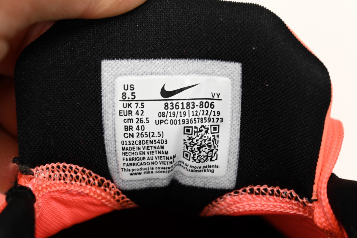 Nike Kobe 11 EM Low Barcelona 836183-806