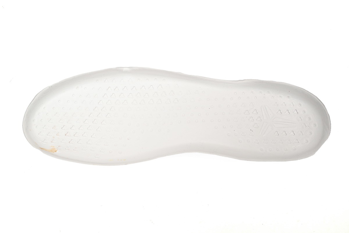 Nike Kobe 11 EM Low Fundamental 836184-100