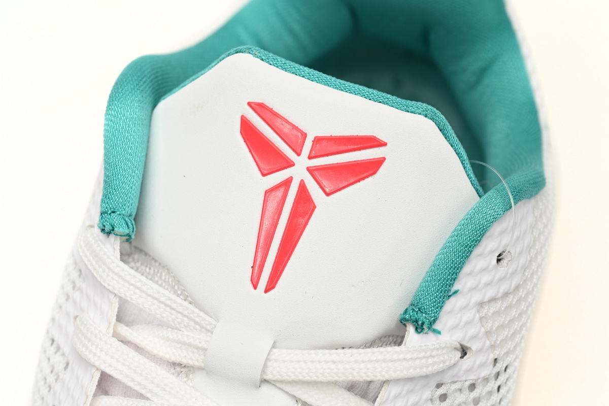 Nike Kobe 11 EM Low Summer Pack 836183-103